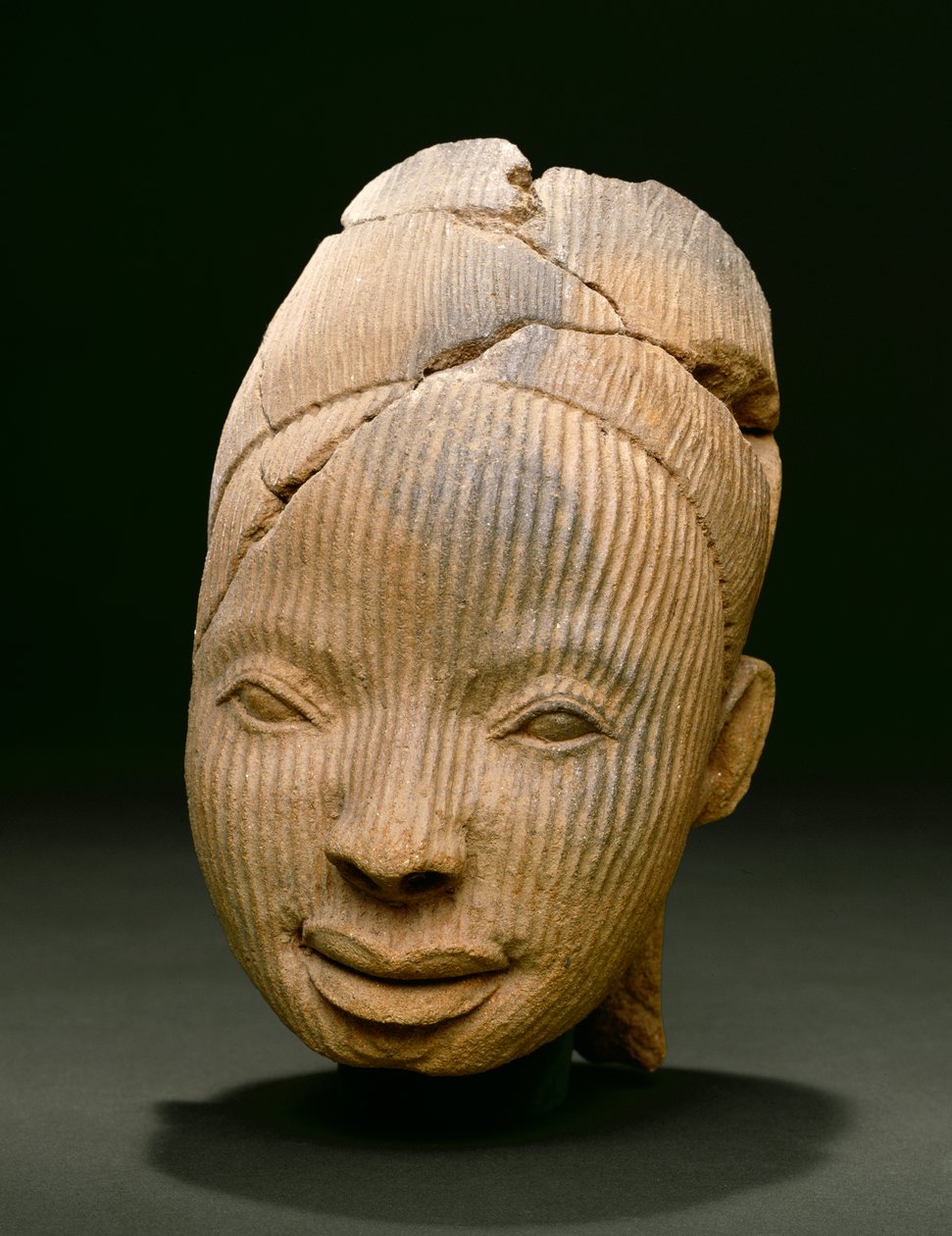 Bir figürden kafa, Owo (pişmiş toprak) by Nigerian