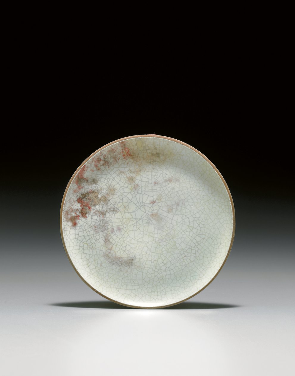 Nadir Rüyao tabağı (seramik) (ayrıca bkz. 466679 ve 466680) by Northern Song Dynasty Chinese School