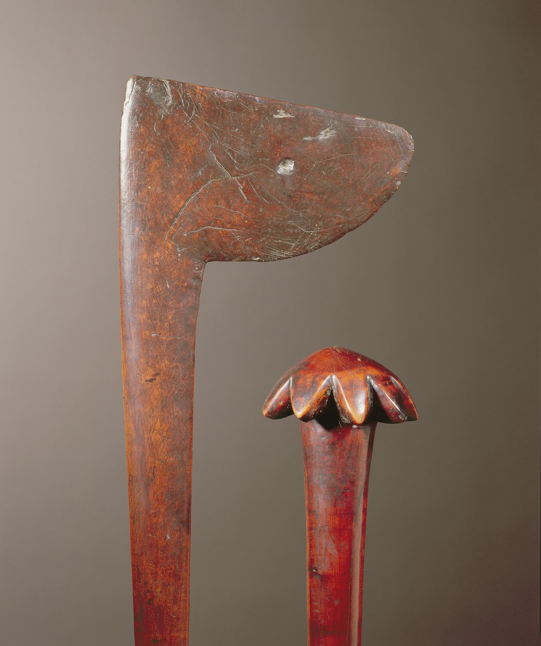 Maori Tewhatewha ve Yeni Kaledonya Kulübü (detay) (ahşap) by Oceanic