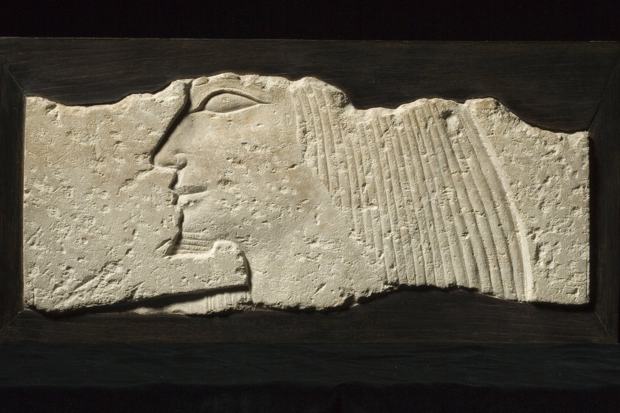 Rölyef parçası, 5-6. Hanedan, MÖ 2454-2140 (kireçtaşı) by Old Kingdom Egyptian