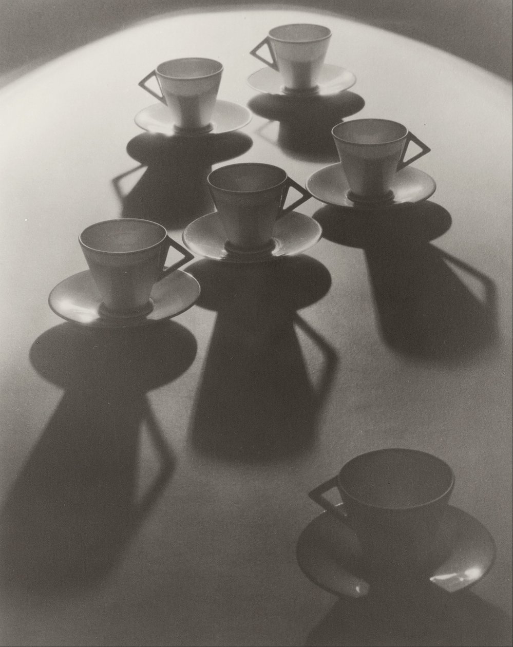 çay fincanı bale by Olive Cotton