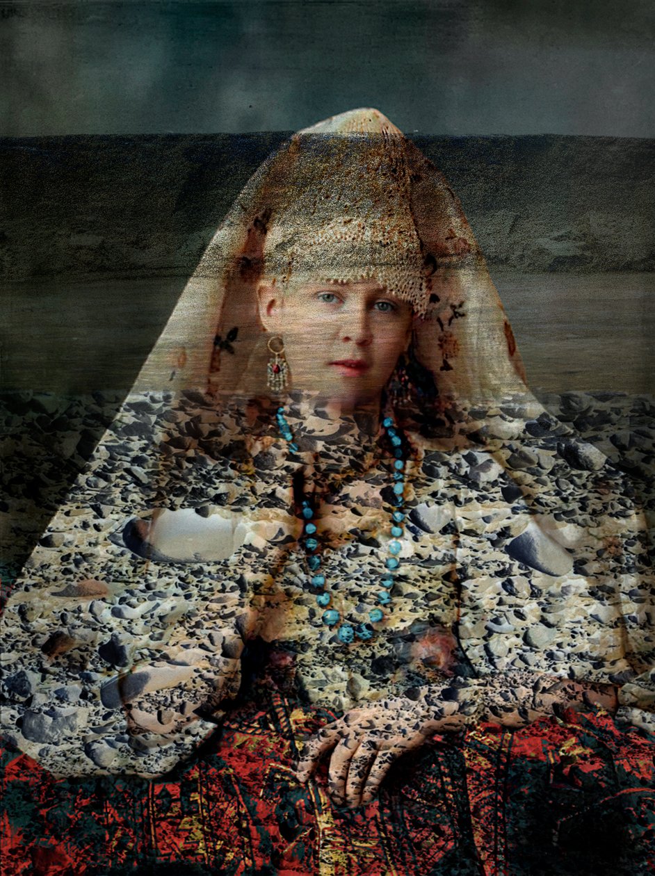 Dama russa, 2024 (dijital karışık medya) by Olivia Gozzano