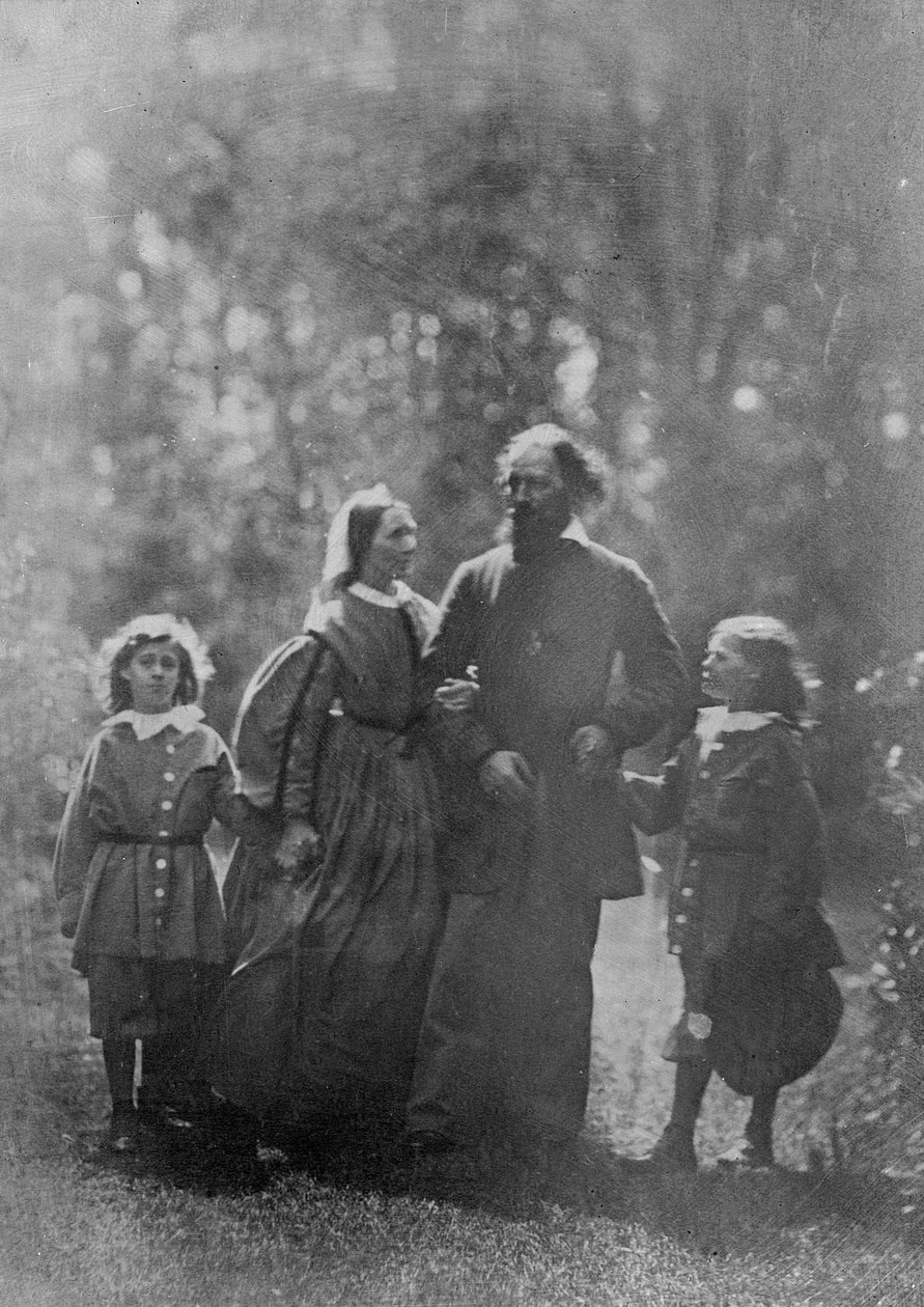 Alfred, Lord Tennyson, eşi Emily ve iki oğlu Hallam ve Lionel ile, 1862 dolayları (albüm baskısı) by Oscar Gustav Rejlander
