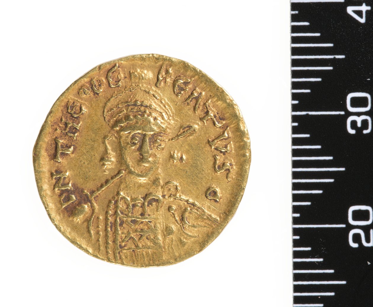 Madeni para (ön yüz) c.534-548 (altın) by Ostrogothic Ostrogothic