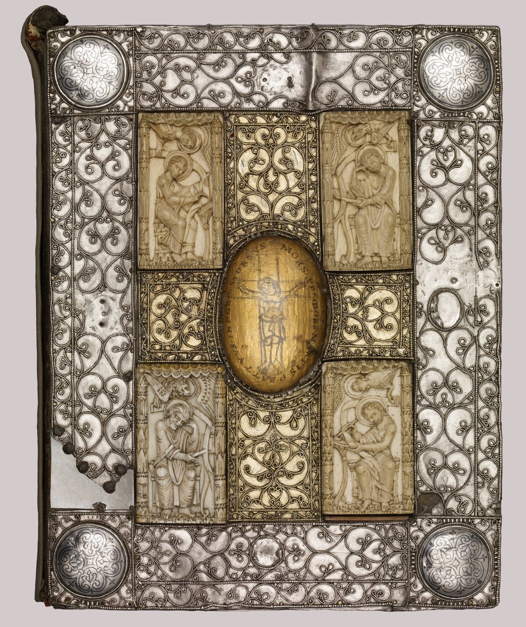Müjdeciler ve Çarmıha Gerilme ile Bağlanan Mondsee İncilleri ve Hazine by Othlon of Regensburg