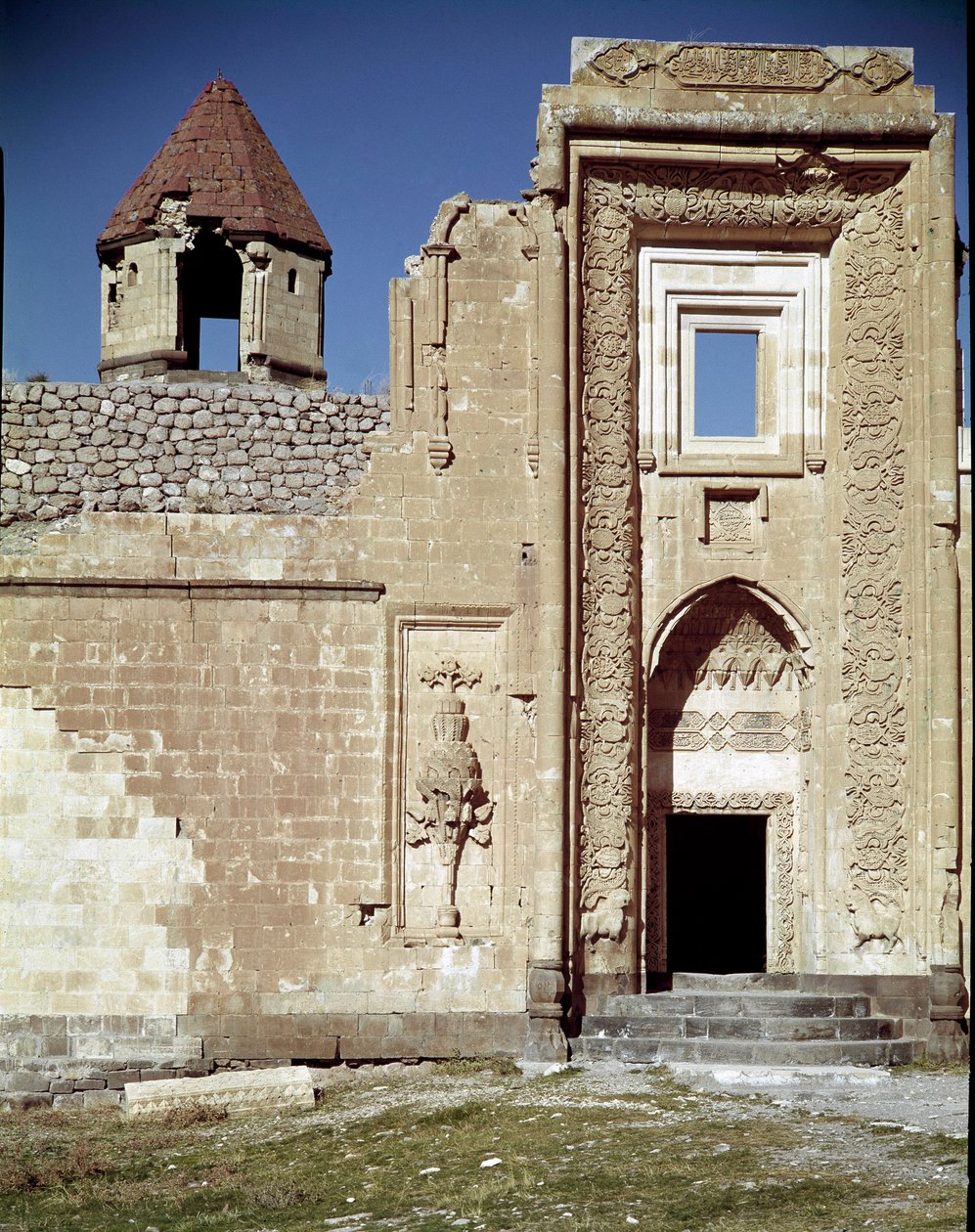 Harem girişi İshak Paşa Sarayı by Ottoman School