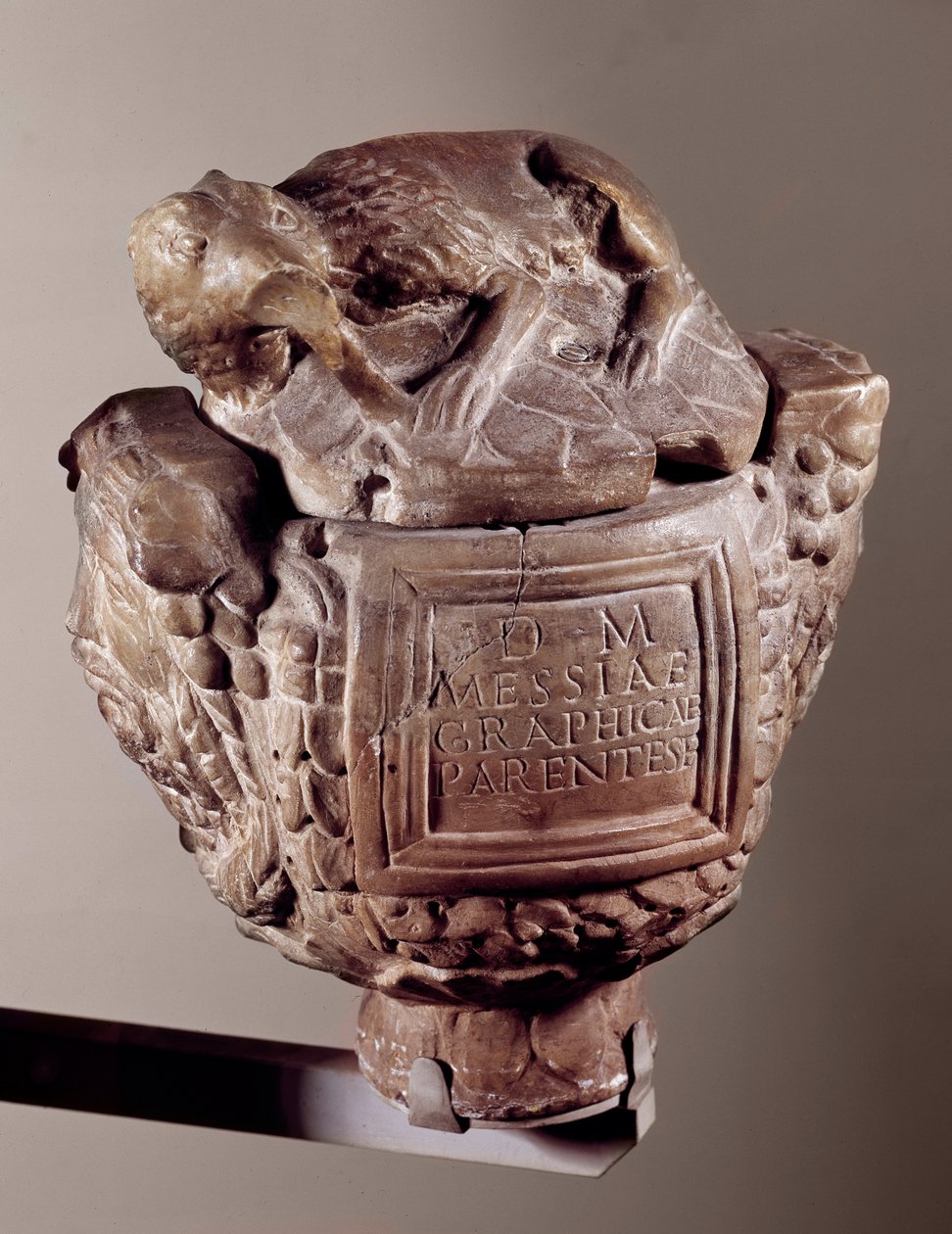 Cinerary urn Messiae grafiği. Avranches