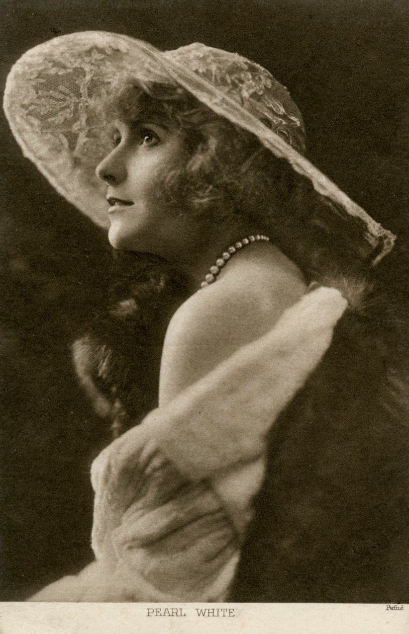 Pearl White, Amerikalı aktris ve film yıldızı, c1910. by Pathe
