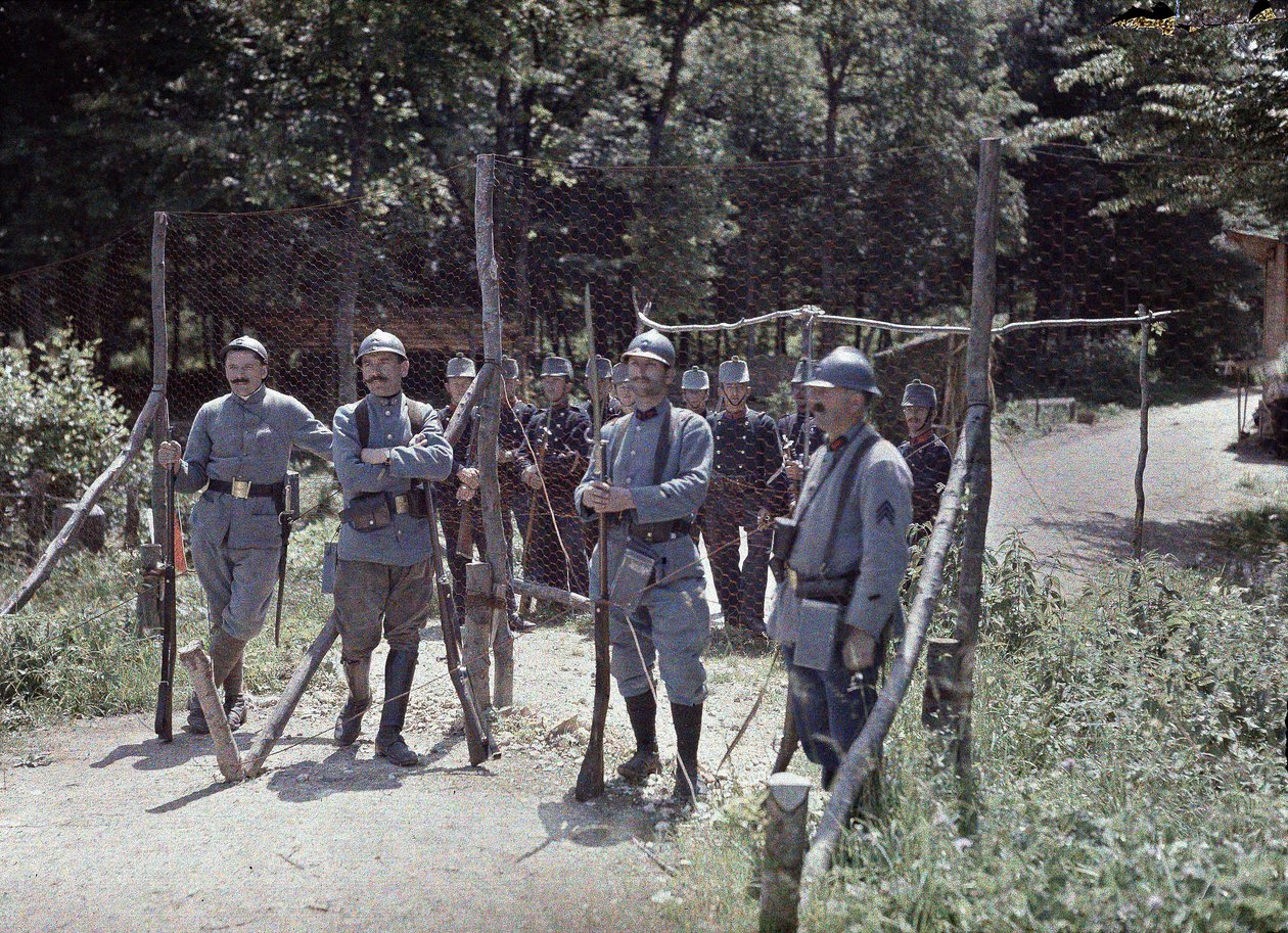 Pfetterhouse belediyesinde İsviçre ve Fransa arasındaki sınır, Department Haut-Rhin, Alsace, Fransa, 19 Haziran 1917 (otokrom) by Paul Castelnau