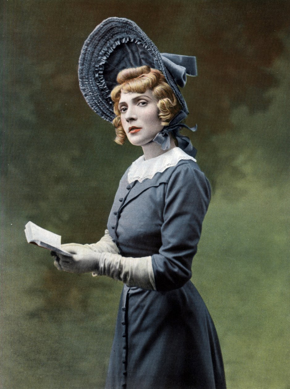 Eve Lavalliere 'Bayan Helyett' operetinde Bayan Helyett rolünde by Paul Boyer