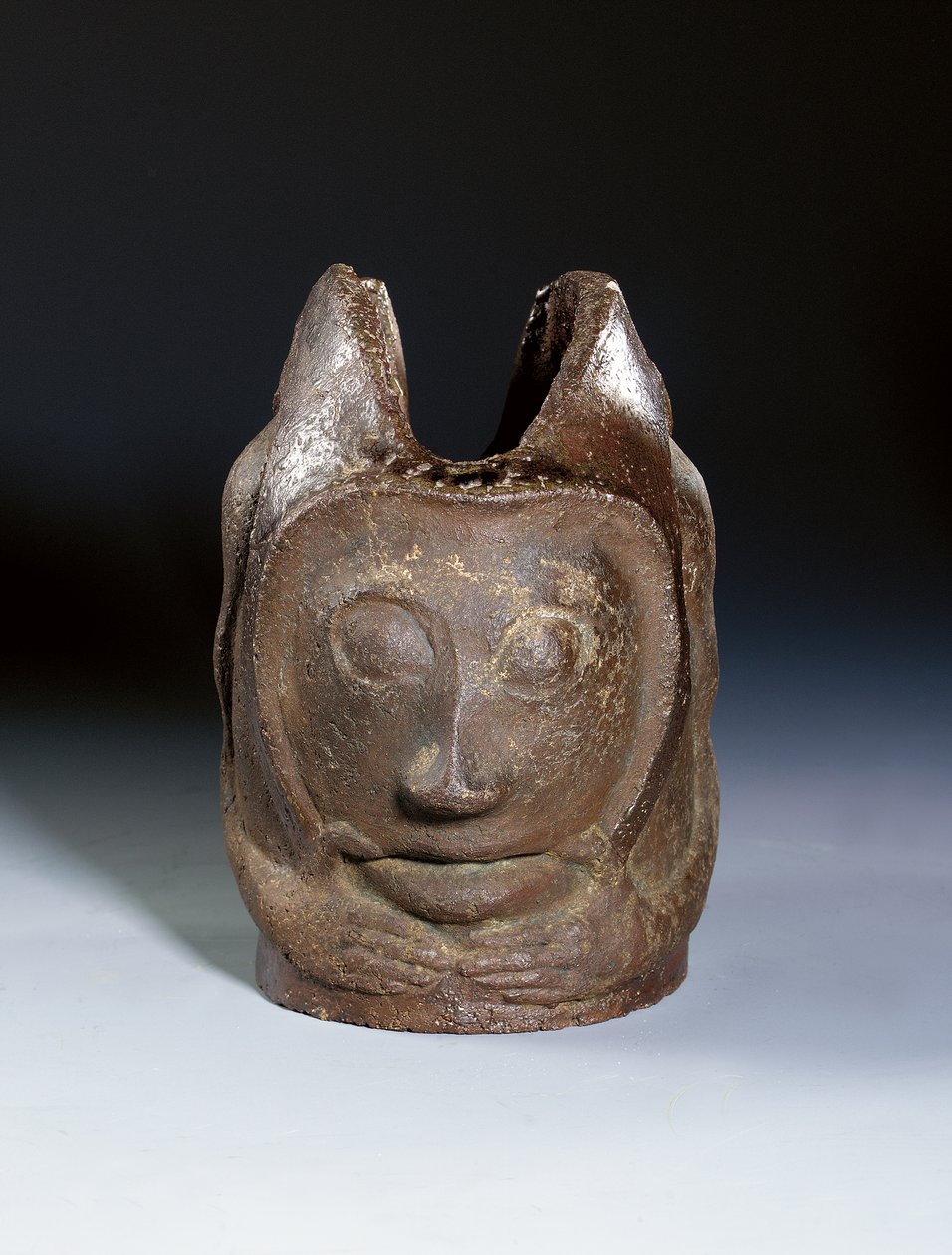 Grotesk başlı çömlek, 1895 dolayları by Paul Gauguin
