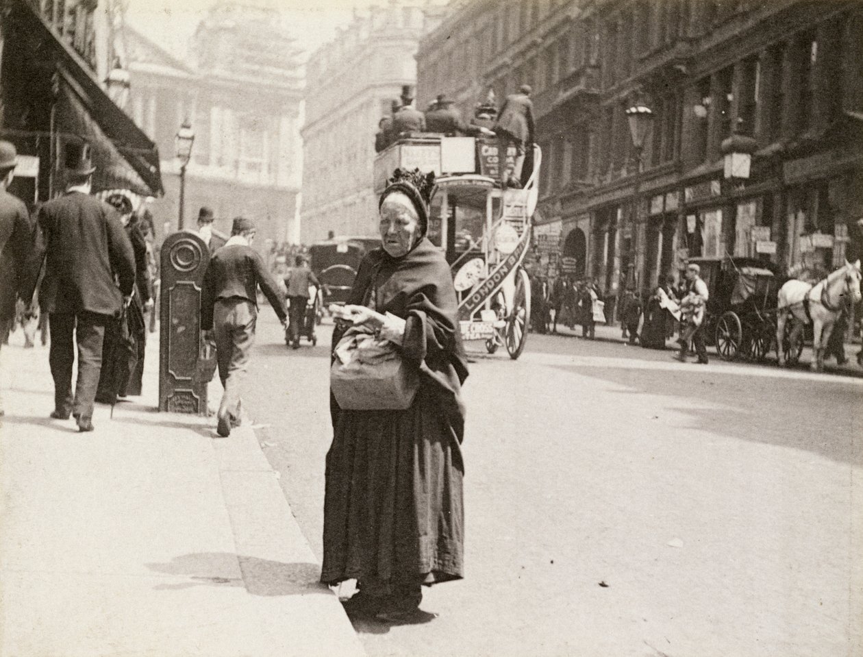 Kibrit satıcısı, Ludgate Hill, Londra, 1893 by Paul Martin
