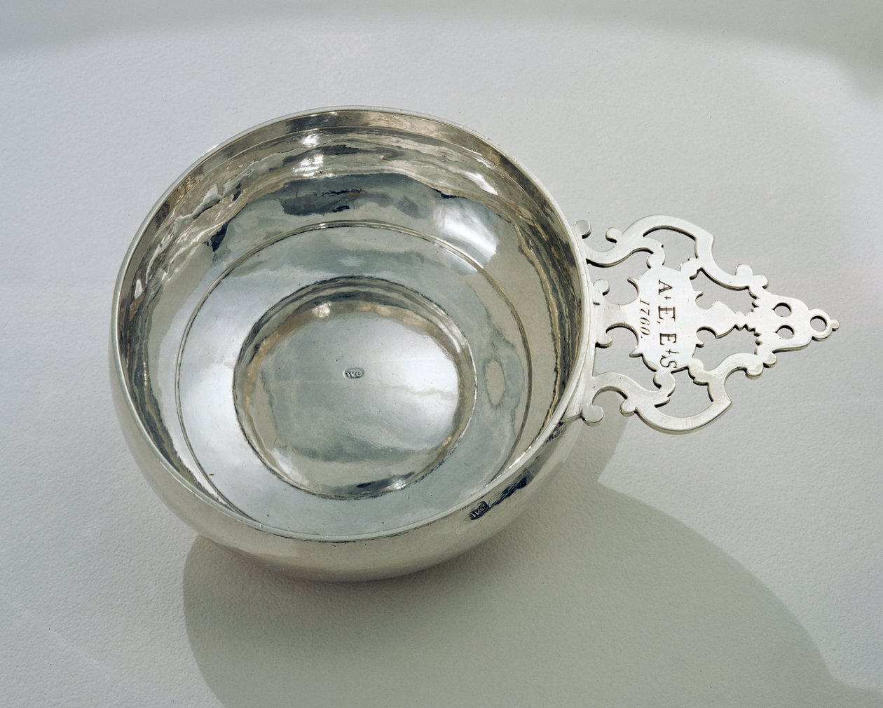 Porringer, 1760 (gümüş) by Paul Revere