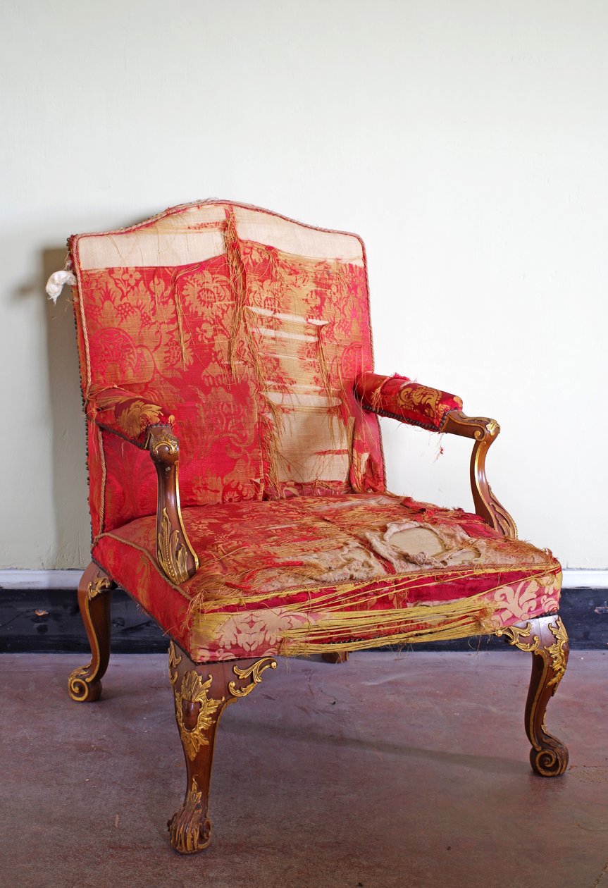 George III Açık Koltuk by Paul Saunders