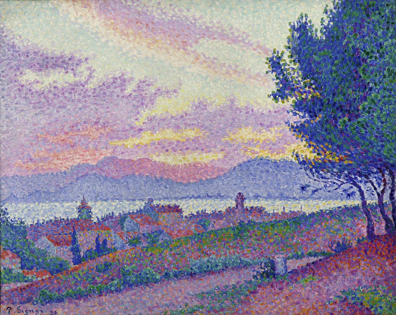 Saint-Tropez manzarası, çam ormanları üzerinde gün batımı, 1896. by Paul Signac