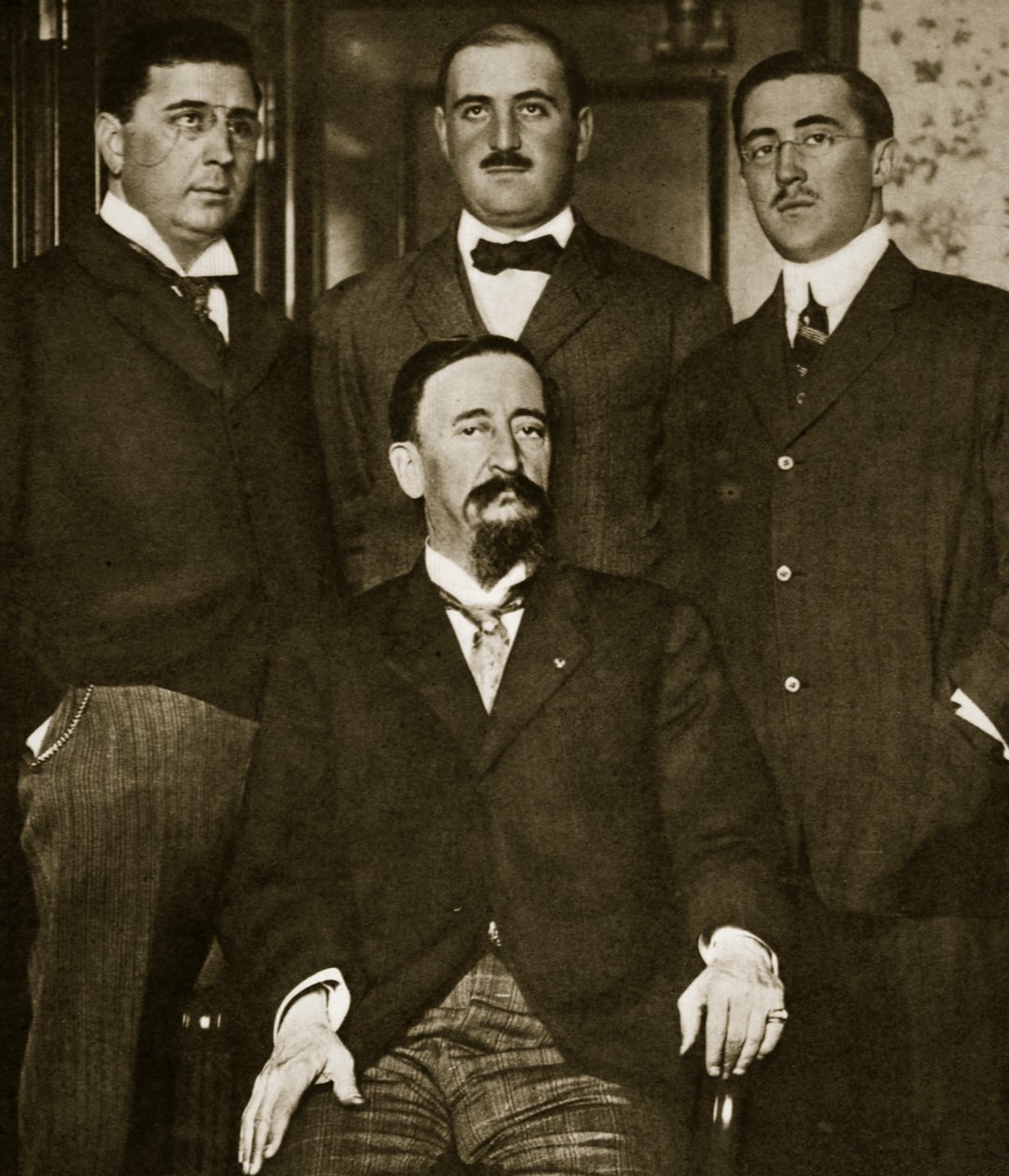 Francisco Madero ve üç oğlu Gustavo, Gabriel ve Evaristo, Mart 1911