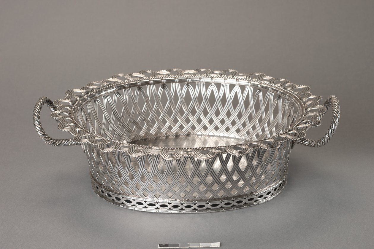 Sepet, 1729 by Paul de Lamerie