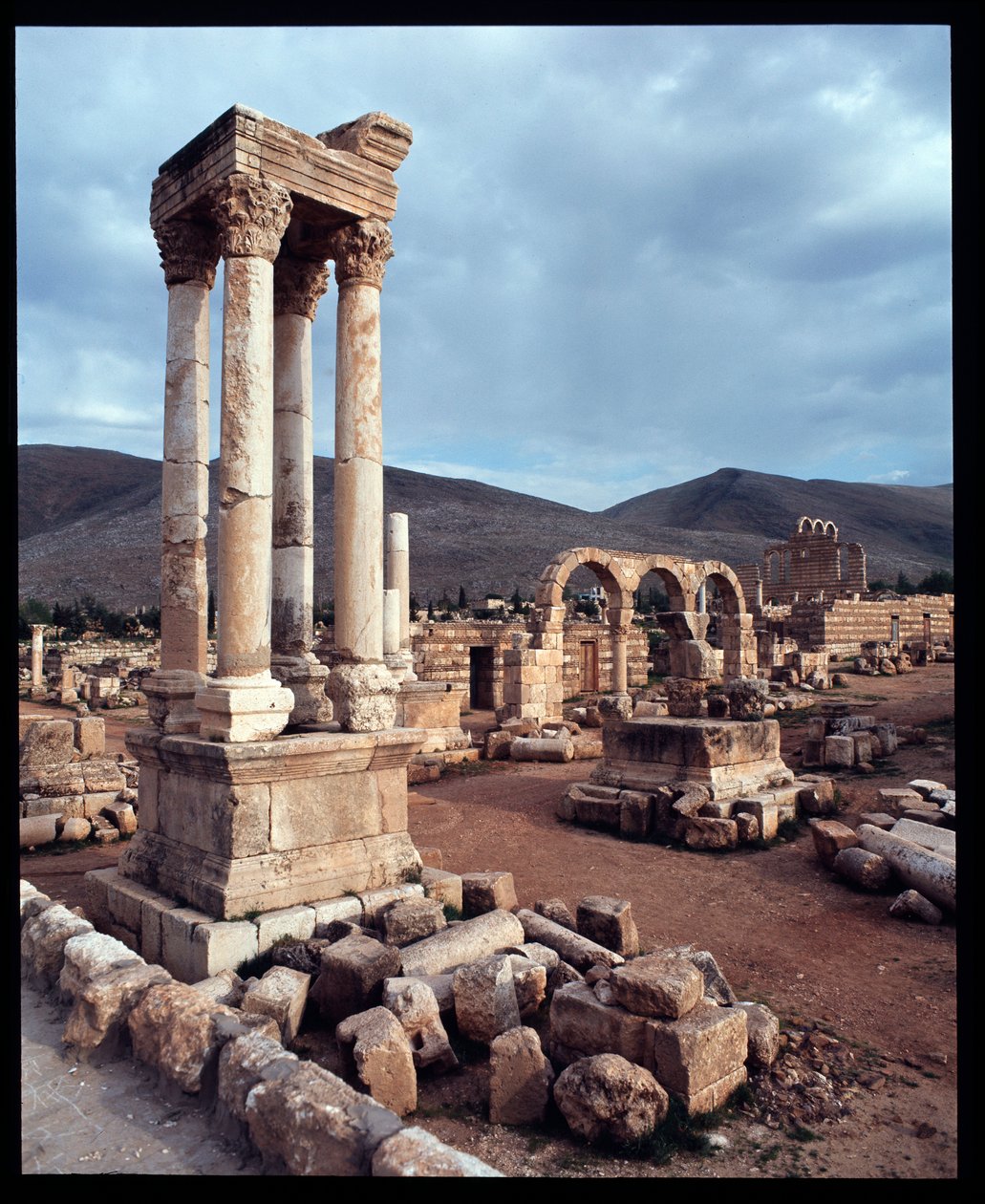 Şehir manzarası, MS 705-710 by Period Umayyad