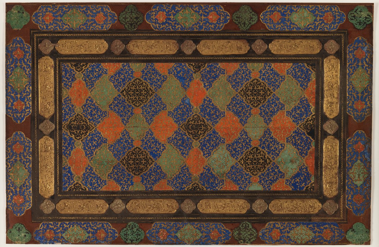 Bir kitap kapağının yarısının içi (deri, yaldızlı kağıt ve boya) by Persian School