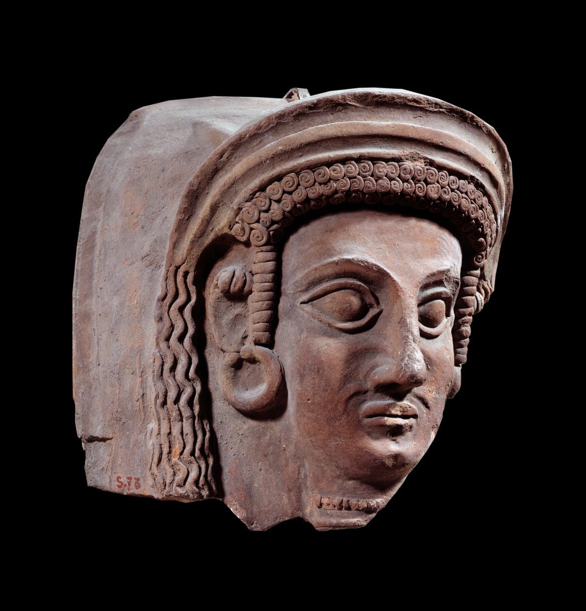 Pers sanatı: Yunan Fenike lahitinin parçası. Kaplumbağa nekropolünden (MÖ 4. yy) Paris, Louvre Müzesi by Persian School