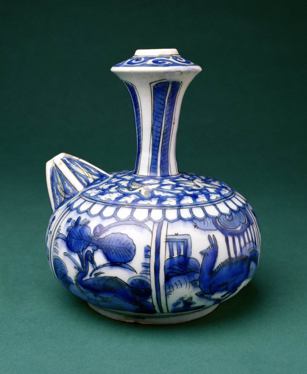 Safevi Mavi ve Beyaz Kendi, 1600-50 (sır altı boyalı çanak çömlek) by Persian School