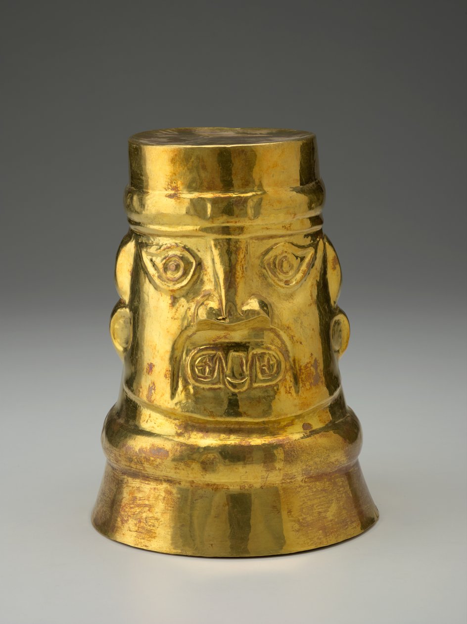 Kero (Tören İçme Kabı), c.1000-1476 (altın alaşımı) by Peruvian Shool