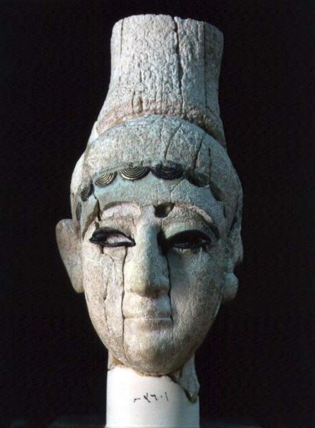 Ugarit Prensi veya Prensesi Başkanı (ayrıca bkz. 110899 & 200008) by Phoenician