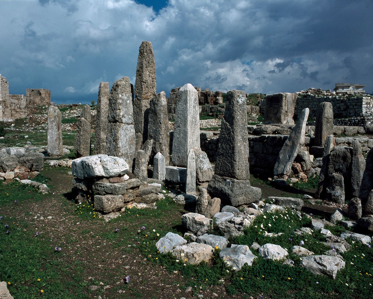 Dikilitaşlar Tapınağı by Phoenician Phoenician
