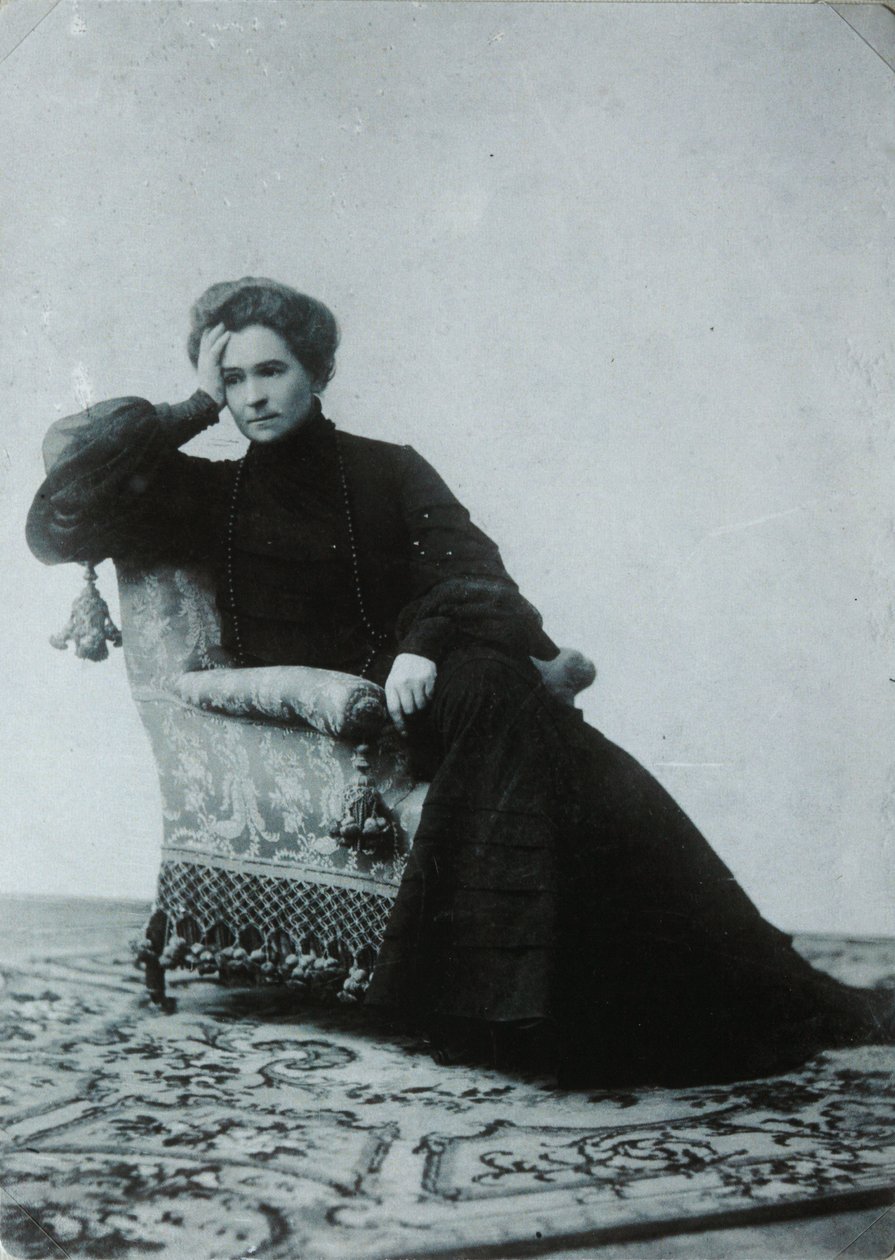 Olga Leonardovna Knipper-Çehova, 1904 by Photo studio S. Kogan