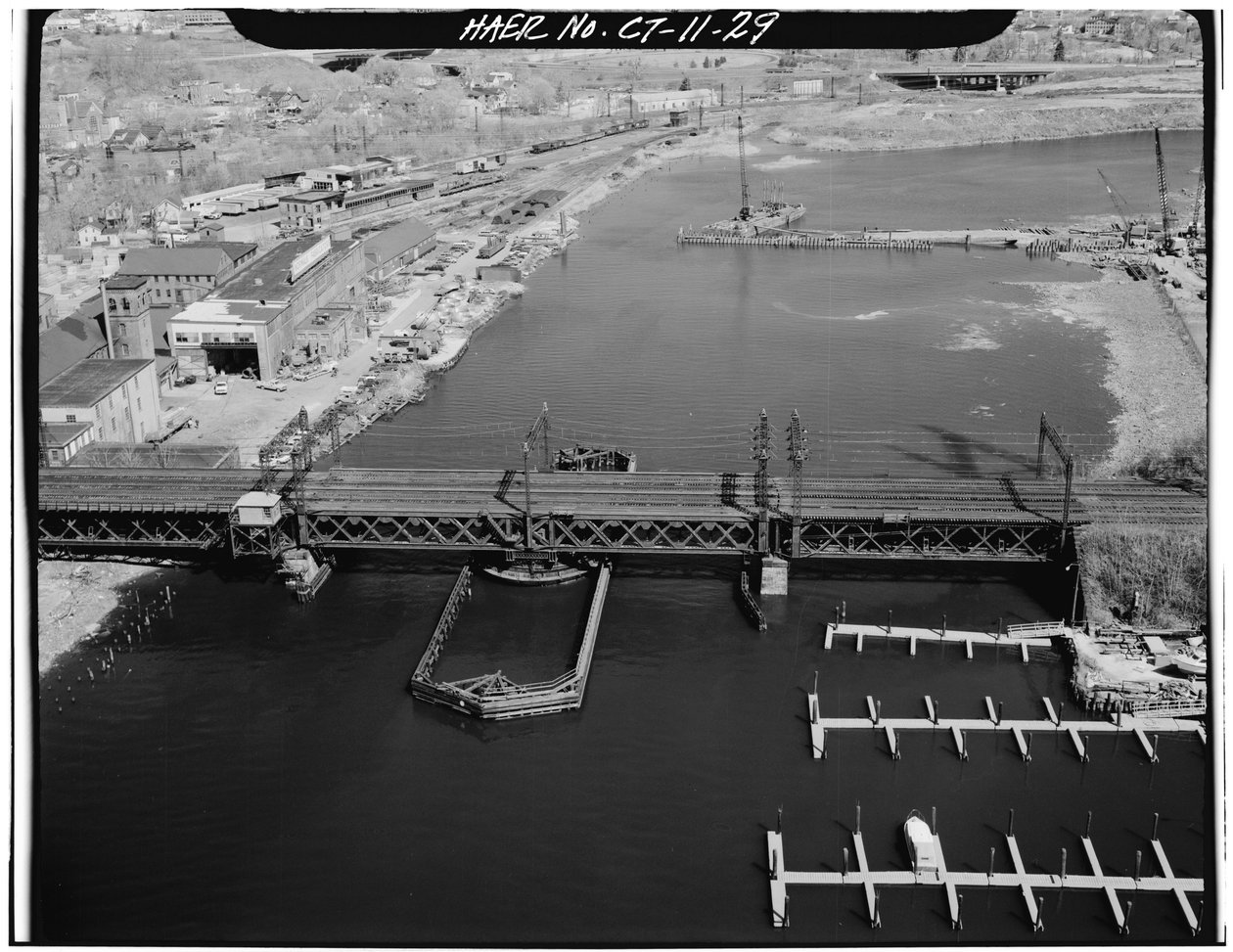 Norwalk River Bridge, Norwalk, Connecticut (s/b fotoğraf) by Photographer American