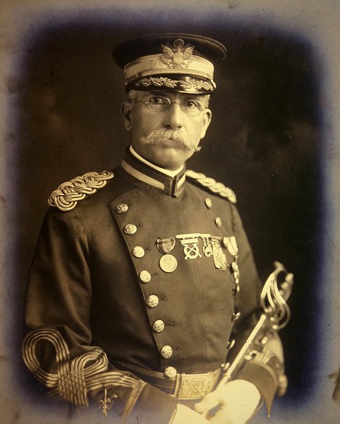 ABD Ordusunun Tanımlanamayan Subayı, c.1900 (s/b fotoğraf) by Photographer American