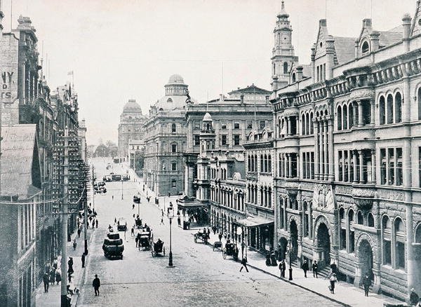 Bridge Street, Sidney, c.1900, "Under the Southern Cross - Glimpses of Australia"dan, Department of Foreign Affairs, Melbourne tarafından yayınlanmıştır. by Photographer Australian