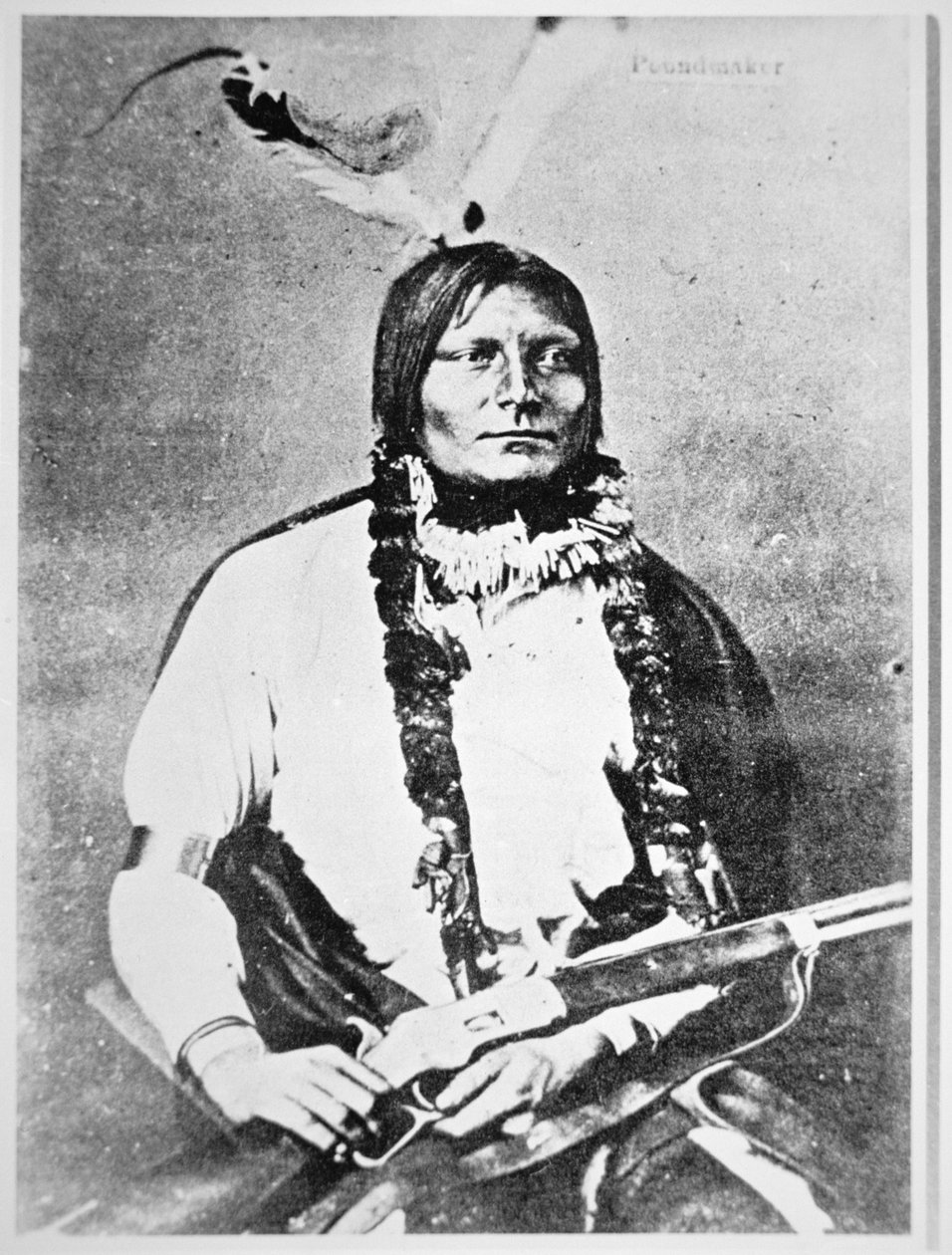 Poundmaker (s/b fotoğraf) by Photographer Canadian