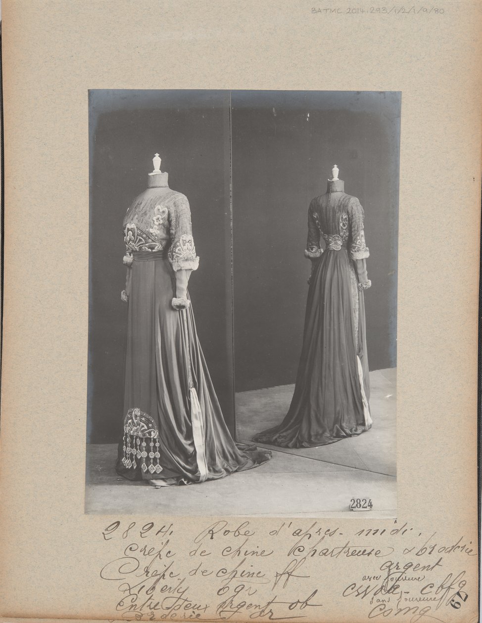 Albüm Sayfası: House of Worth, Afternoon Dress by Photographer French