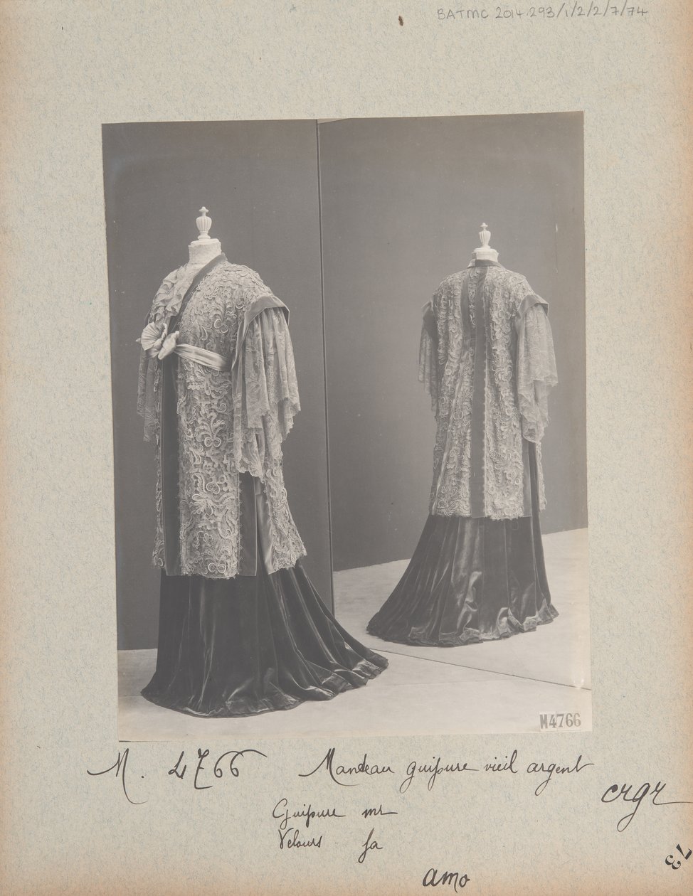 Albüm Sayfası: House of Worth, Coat by Photographer French