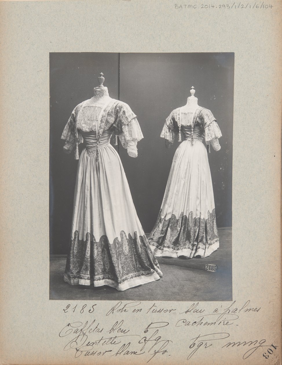 Albüm Sayfası: House of Worth, Kostüm by Photographer French