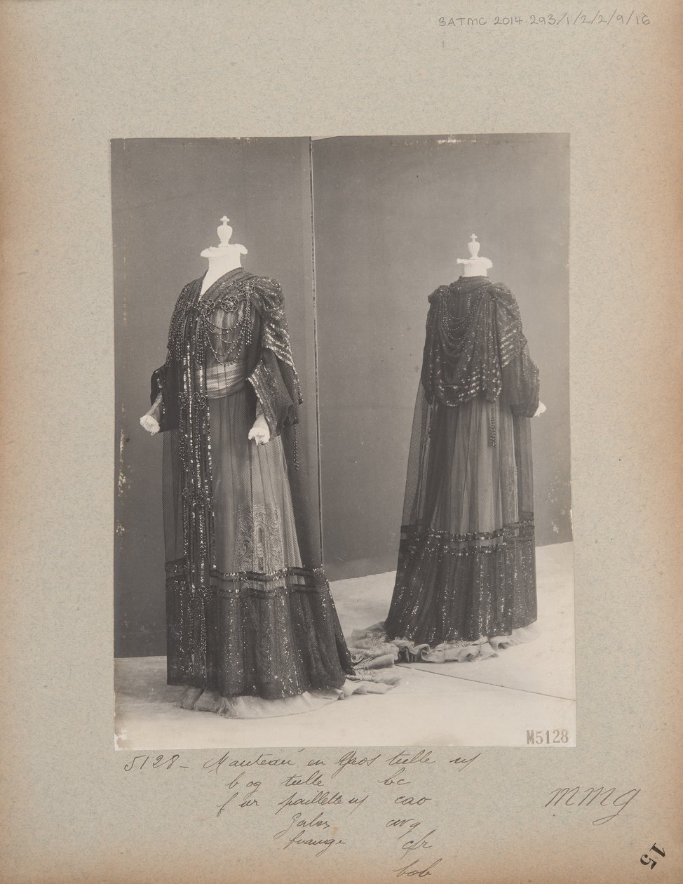 Albüm Sayfası: House of Worth, Evening Coat by Photographer French