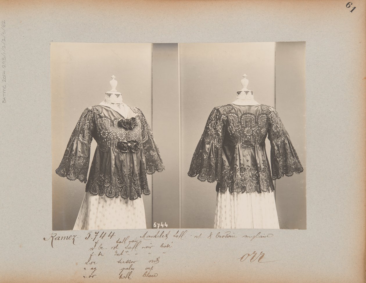 Albüm Sayfası: House of Worth, Jacket (Mantelet) by Photographer French