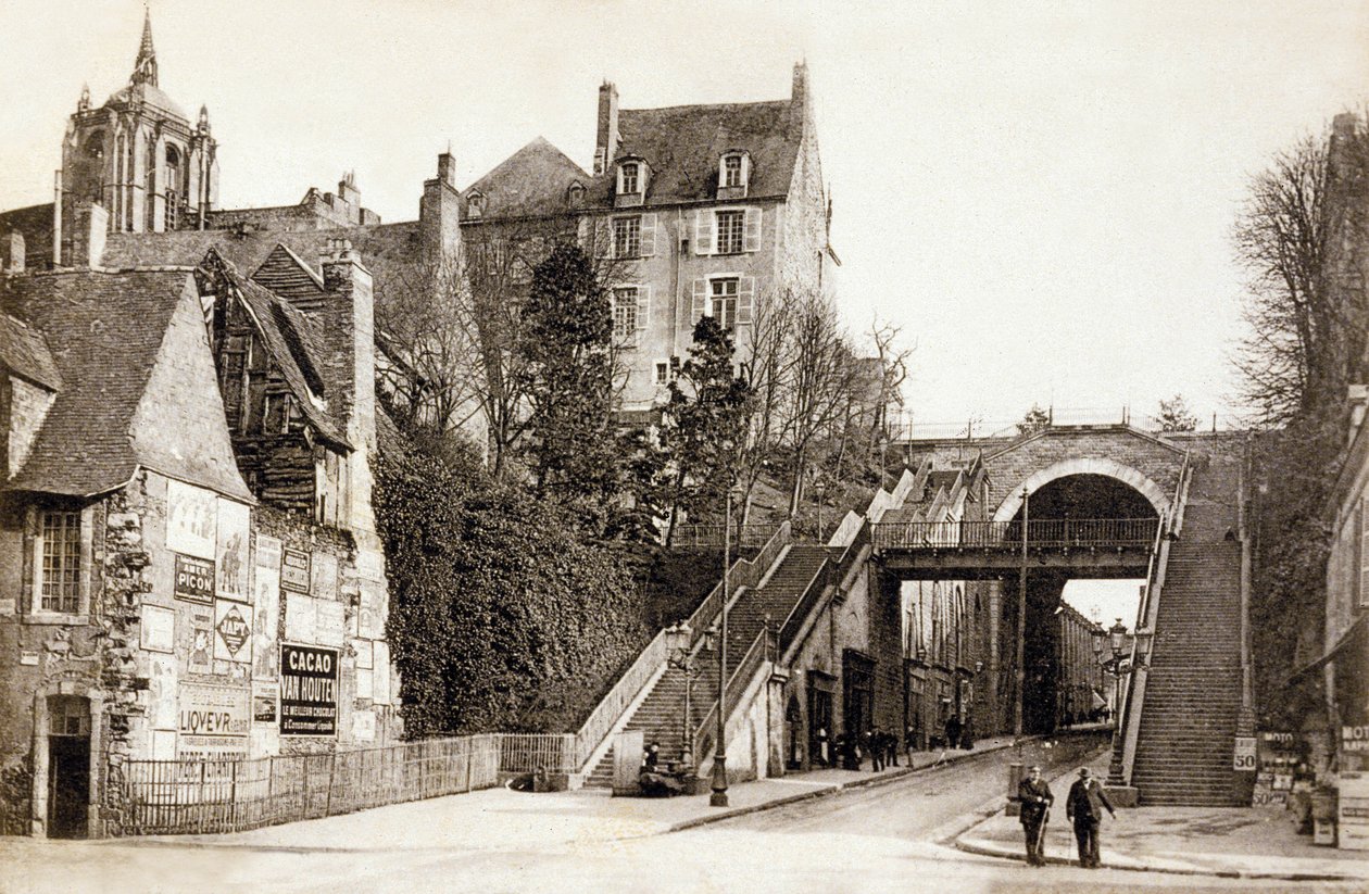 Le Mans, Fransa, yak. 1900 (s/b fotoğraf) by Photographer French