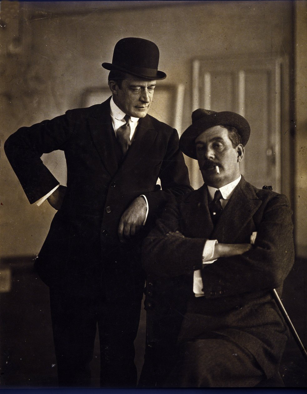 Besteci Giacomo Puccini (1858-1924) ve müzik yayıncısı Tito Ricordi II (1865-1933). by Photographer Italian
