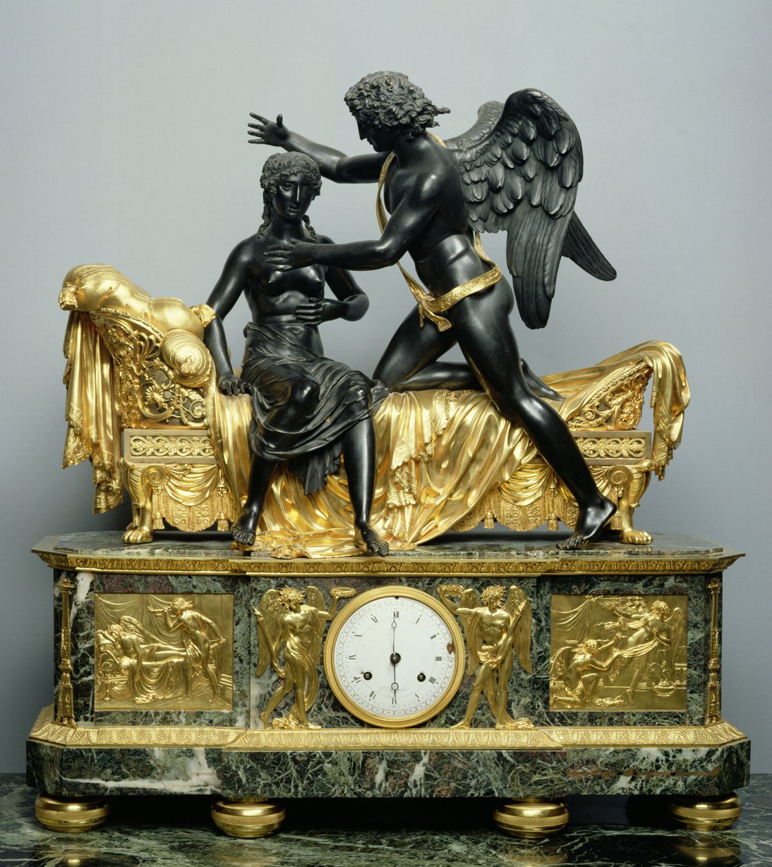 Aşk Tanrısı ve Ruh Şömine Saati, 1799 (bronz ve mermer) by Pierre Philippe Thomire