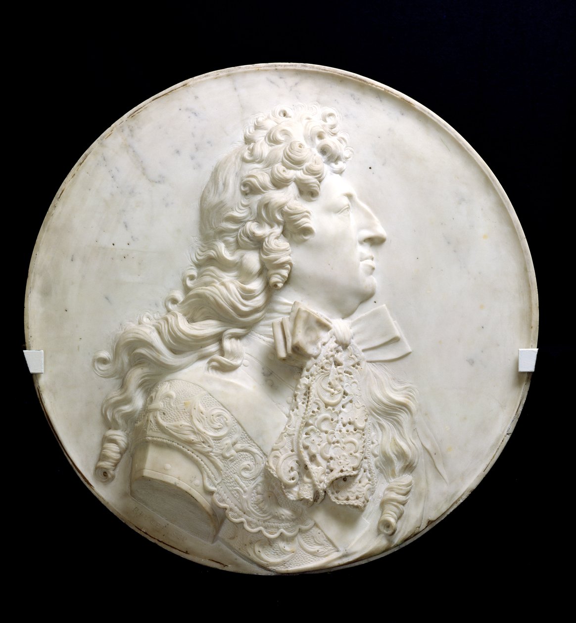 Louis XIV (1638-1715) c.1685 portre madalyonu (mermer) by Pierre Puget