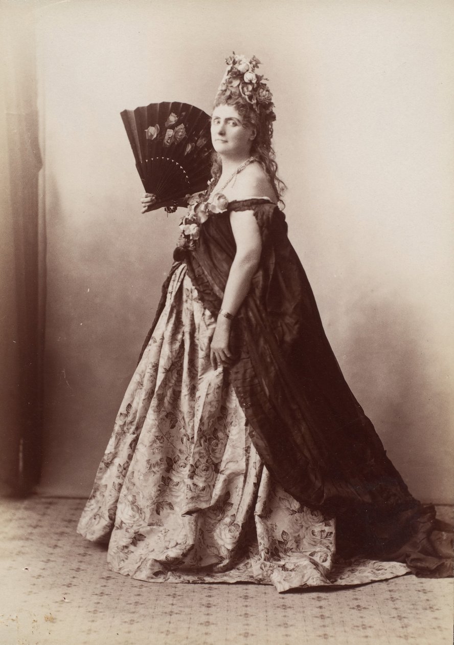 [Gül Serisinden Castiglione Kontesi], 1895. by Pierre Louis Pierson