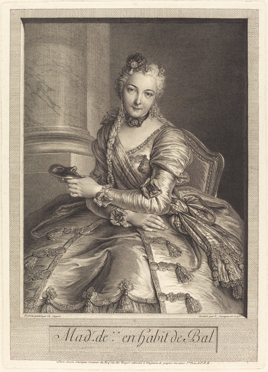 Bayan de M ... bir balo elbisesi içinde by Pierre Louis de Surugue after Charles Antoine Coypel