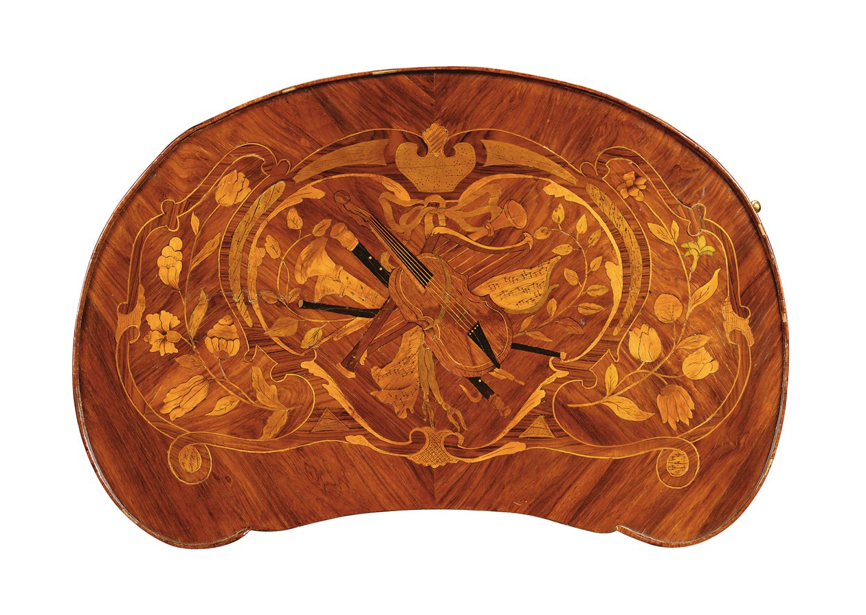 Louis XV tablo a ecrire, c.1750 (lale ağacı ve kakmacılık) (ayrıca bkz. 463005) by Pierre Roussel