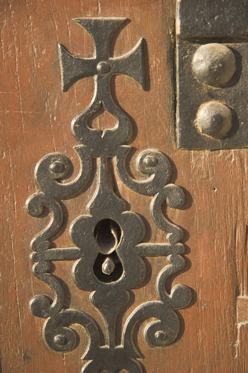 Dekoratif anahtar deliği, Alfama bölgesi by Portuguese School