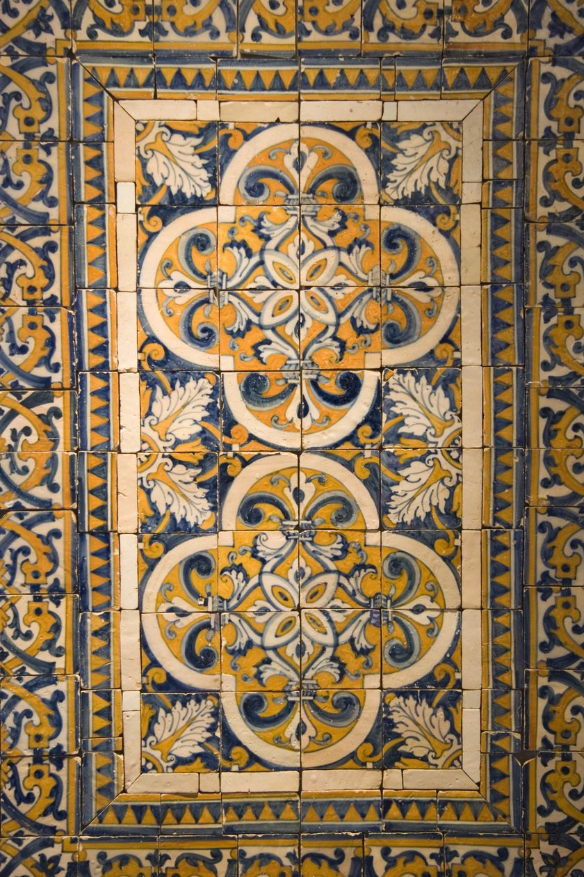 Dörtgen desenli bordürlü karolar (seramik) by Portuguese School