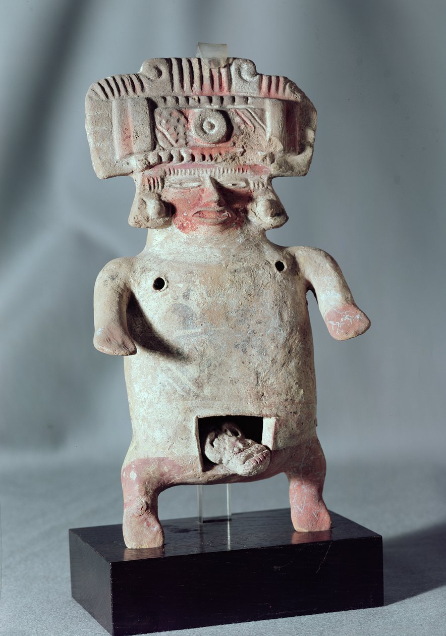 Doğum yapan bir kadın heykelciği (pişmiş toprak) (ayrıca bkz. 236075) by Pre Columbian