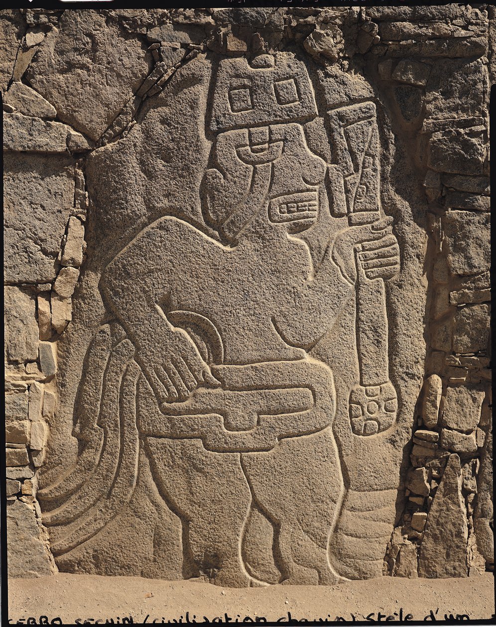 Bir sopa tutan bir savaşçıyı tasvir eden stel, Chavin Culture by Pre Columbian