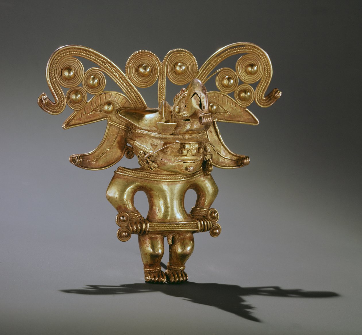 Tairona savaşçı figürü kolye (altın) by Pre Columbian